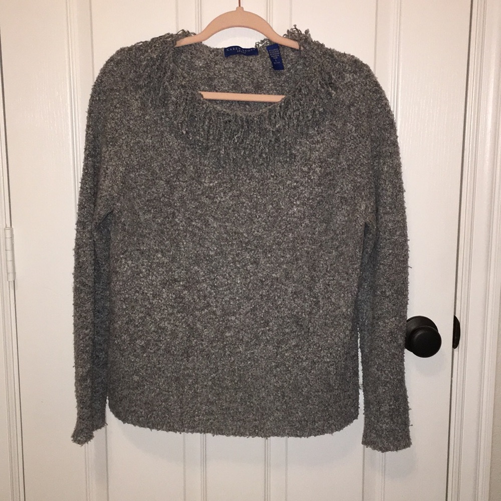 Long sleeve sweater